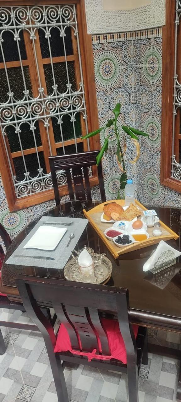 Riad Ba Brahim Rabat Bagian luar foto
